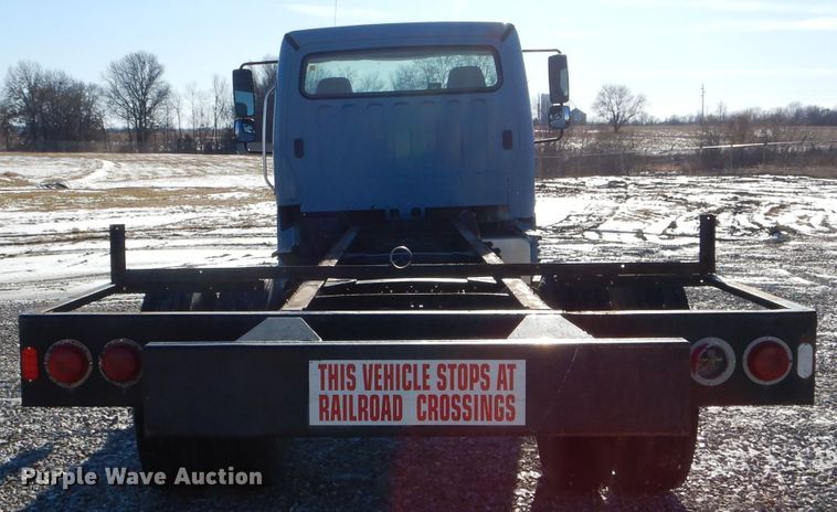 image for item DH6971 2004 Freightliner Business Class M2 truck cab and chassis