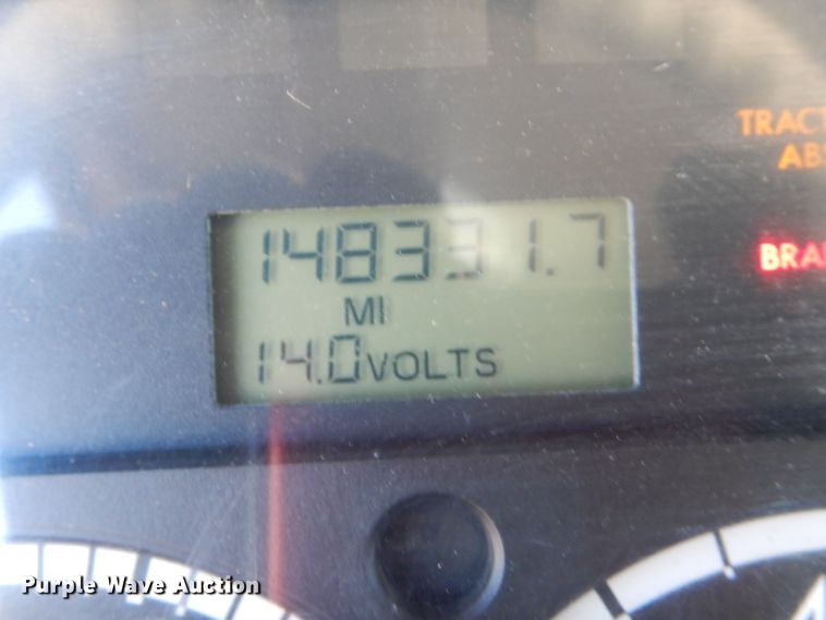 image for item DH6971 2004 Freightliner Business Class M2 truck cab and chassis