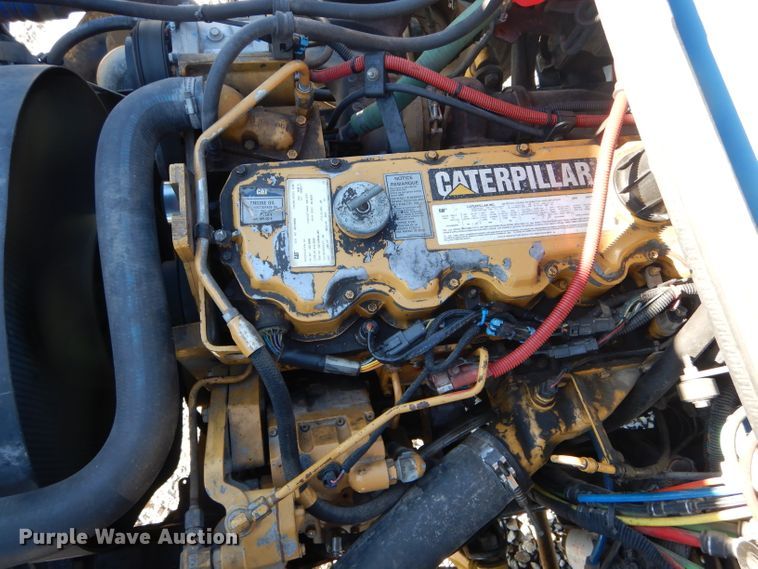 image for item DH6971 2004 Freightliner Business Class M2 truck cab and chassis