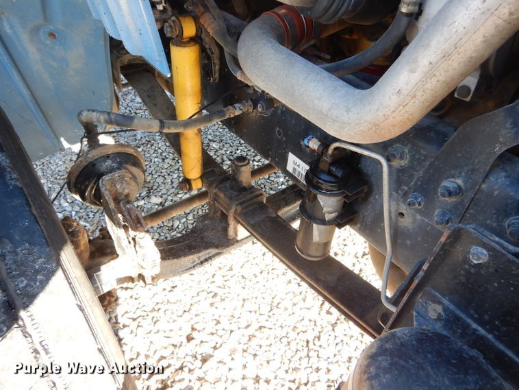 image for item DH6971 2004 Freightliner Business Class M2 truck cab and chassis