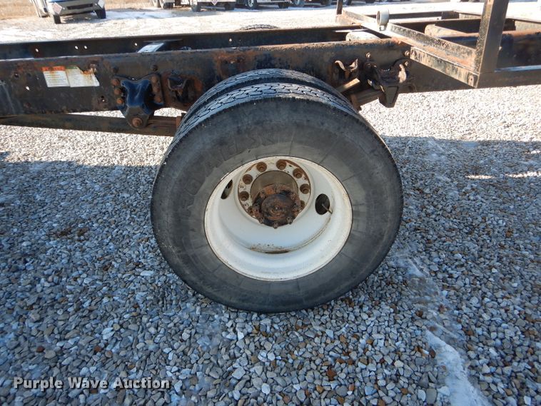 image for item DH6971 2004 Freightliner Business Class M2 truck cab and chassis