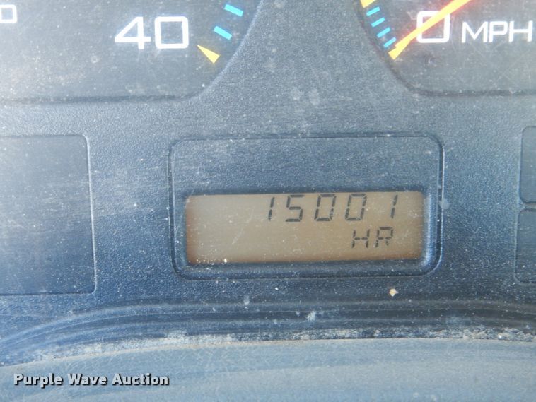 image for item DH6972 2006 International 4300 truck cab and chassis