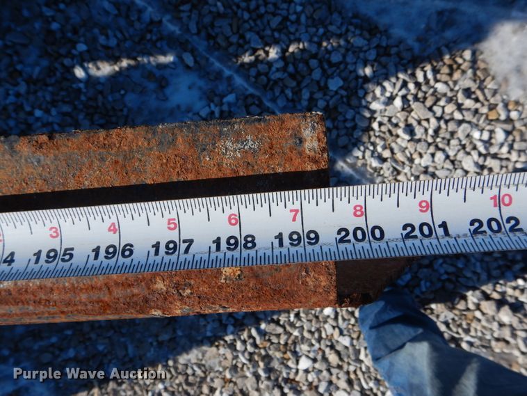 image for item DH6972 2006 International 4300 truck cab and chassis