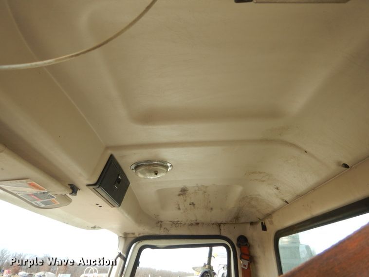 image for item DH6976 2007 Mack CHN semi truck