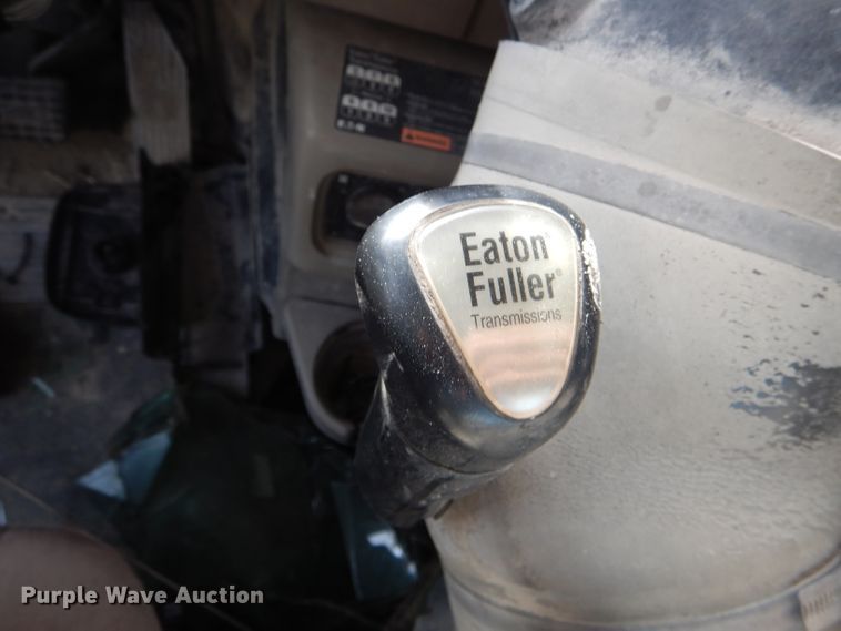 image for item DH6976 2007 Mack CHN semi truck