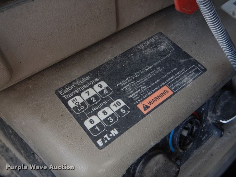 image for item DH6976 2007 Mack CHN semi truck