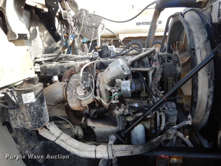 image for item DH6976 2007 Mack CHN semi truck