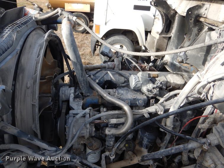 image for item DH6976 2007 Mack CHN semi truck