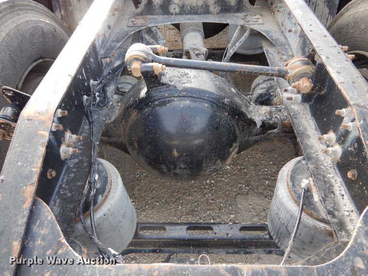 image for item DH6976 2007 Mack CHN semi truck