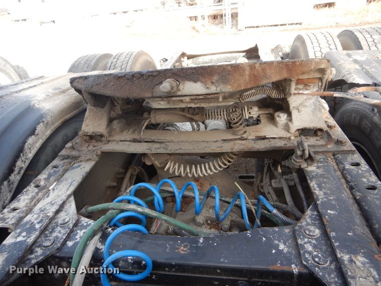 image for item DH6976 2007 Mack CHN semi truck