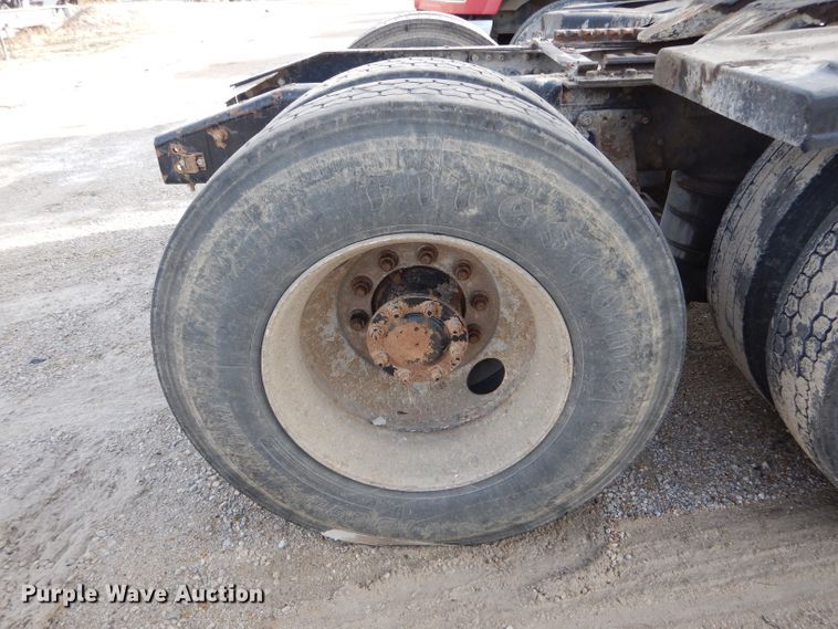 image for item DH6976 2007 Mack CHN semi truck