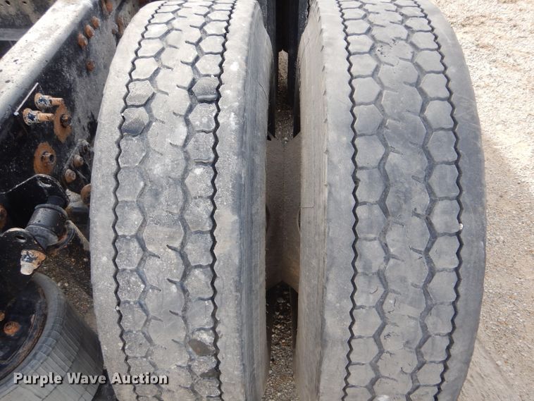 image for item DH6976 2007 Mack CHN semi truck