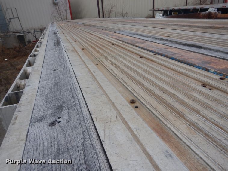 image for item DI2415 1998 Utility Trailer FA2CHA flatbed trailer