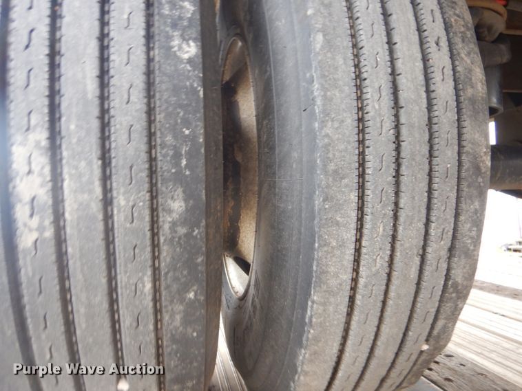 image for item DI2415 1998 Utility Trailer FA2CHA flatbed trailer