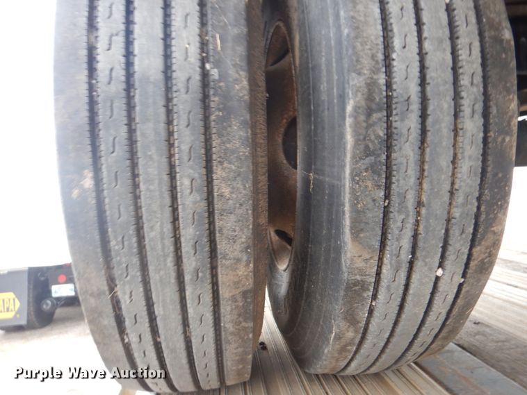 image for item DI2415 1998 Utility Trailer FA2CHA flatbed trailer