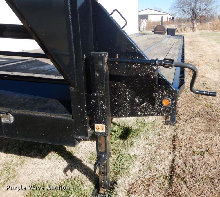 image for item FF9101 2015 Big Tex 22GN-40-HDTS equipment trailer