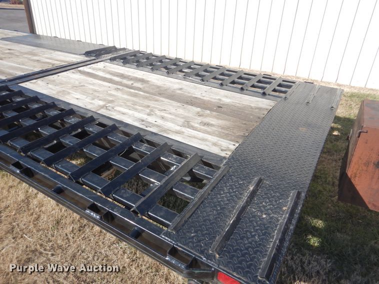 image for item FF9101 2015 Big Tex 22GN-40-HDTS equipment trailer