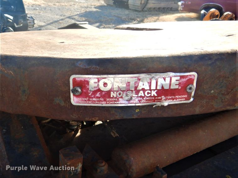 image for item FF9211 International rear end