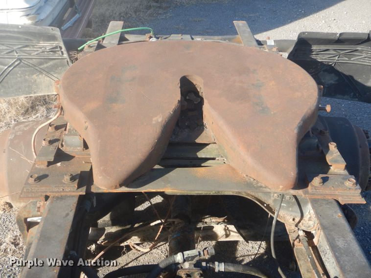 image for item FF9211 International rear end