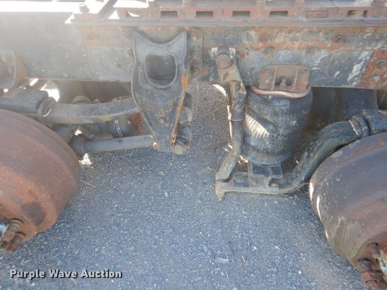 image for item FF9211 International rear end