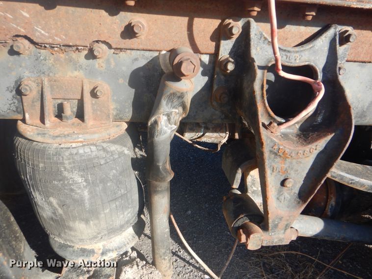 image for item FF9211 International rear end