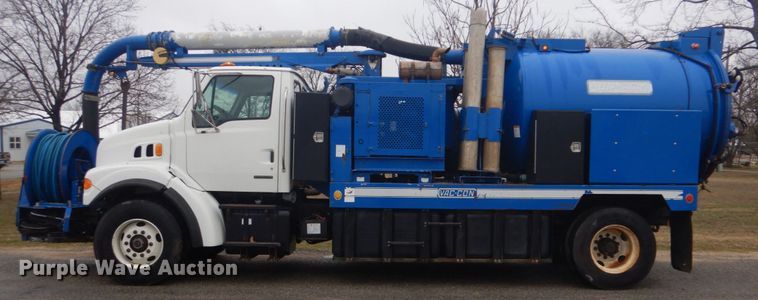 image for item FF9215 2004 Sterling L-Line sewer rodder truck