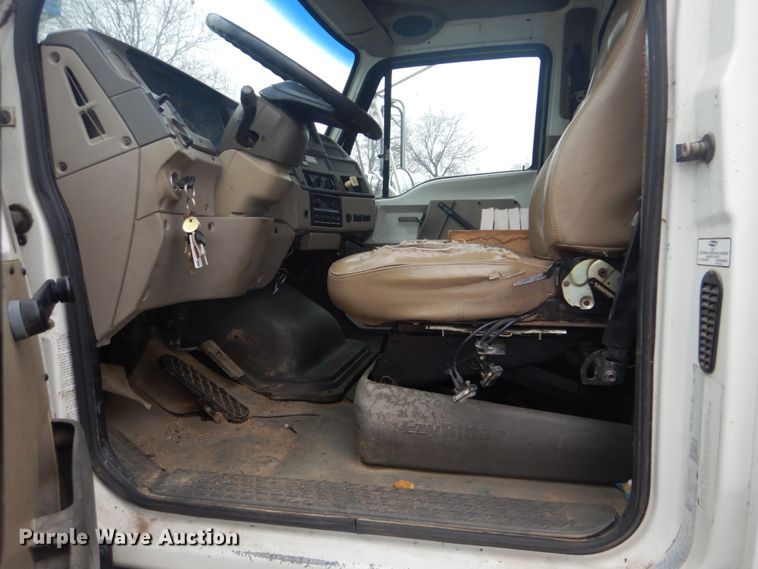 image for item FF9215 2004 Sterling L-Line sewer rodder truck