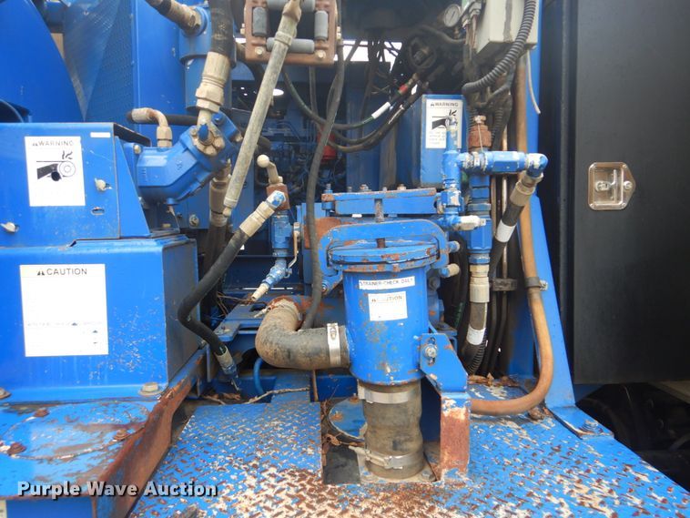 image for item FF9215 2004 Sterling L-Line sewer rodder truck