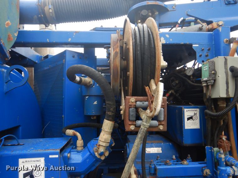 image for item FF9215 2004 Sterling L-Line sewer rodder truck