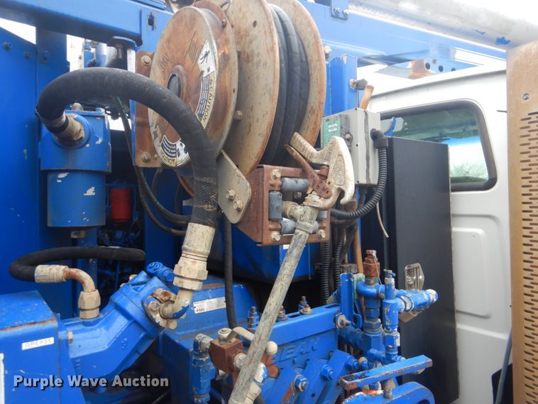 image for item FF9215 2004 Sterling L-Line sewer rodder truck