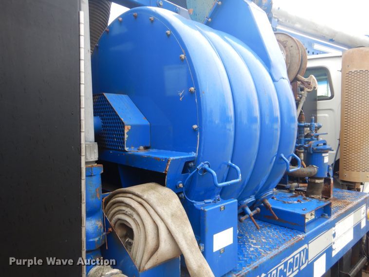 image for item FF9215 2004 Sterling L-Line sewer rodder truck