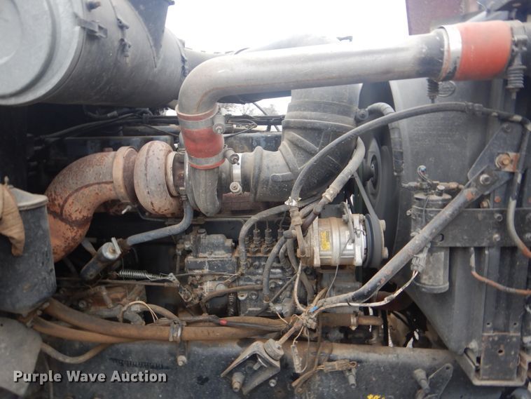 image for item FF9216 1995 Mack CH dump truck