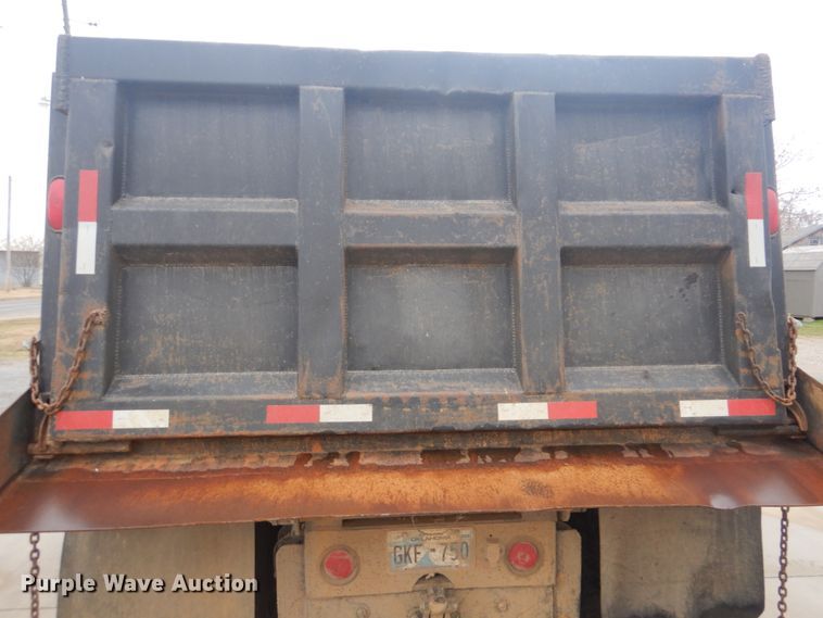 image for item FF9216 1995 Mack CH dump truck