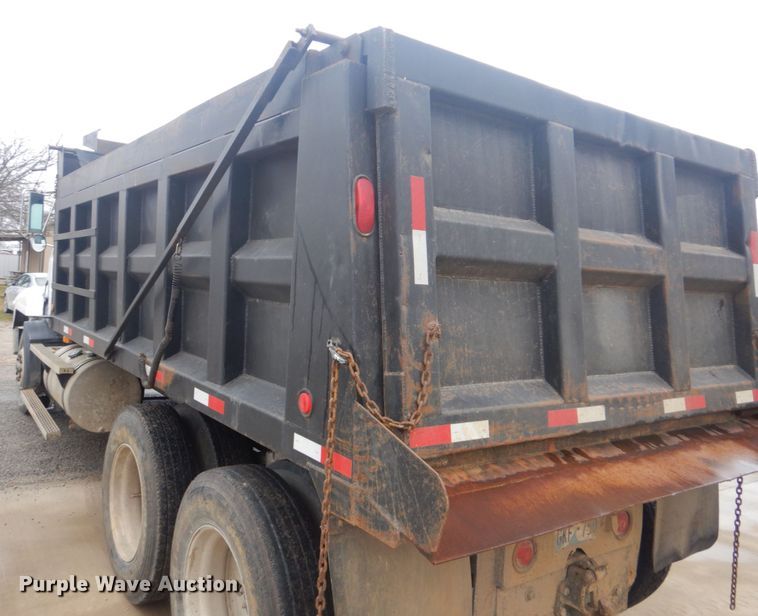 image for item FF9216 1995 Mack CH dump truck