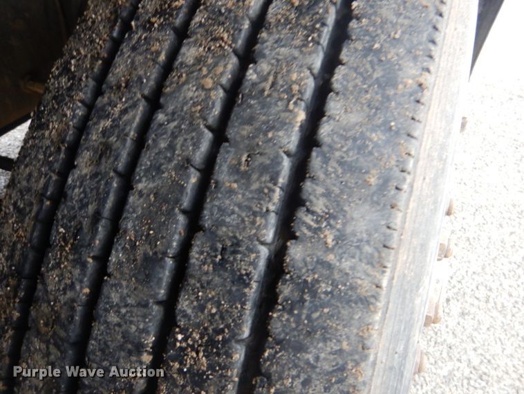 image for item FF9216 1995 Mack CH dump truck