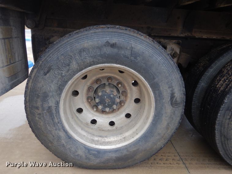 image for item FF9216 1995 Mack CH dump truck