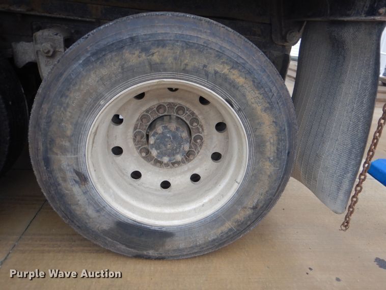 image for item FF9216 1995 Mack CH dump truck