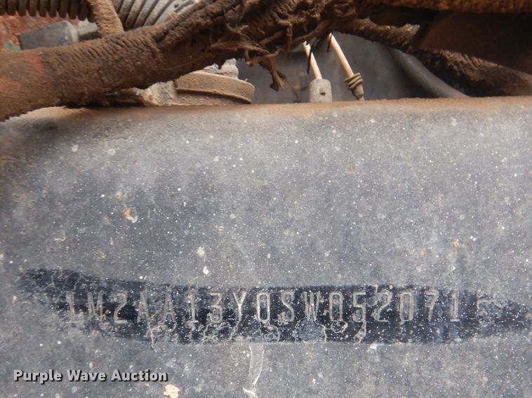 image for item FF9216 1995 Mack CH dump truck