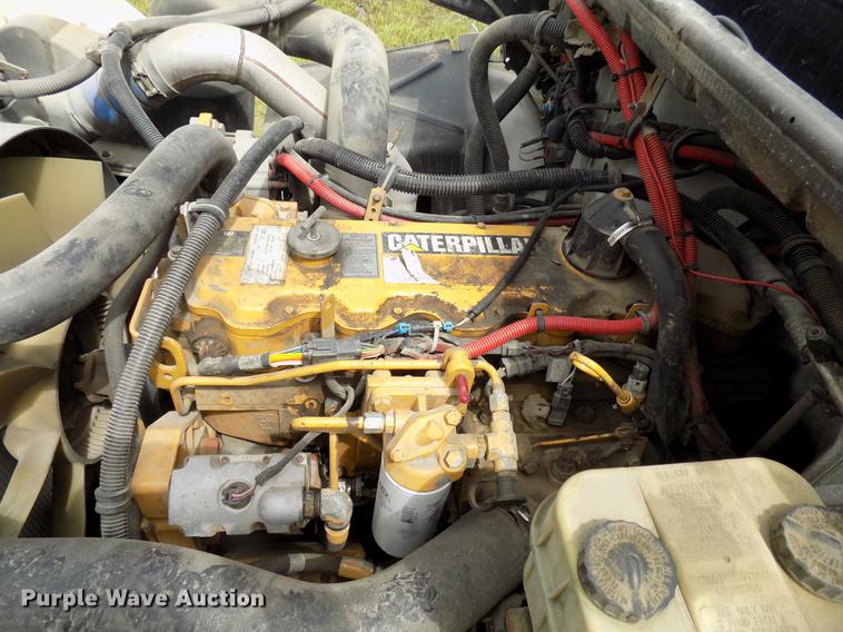 image for item FJ9285 2004 Freightliner FL70 flatbed truck