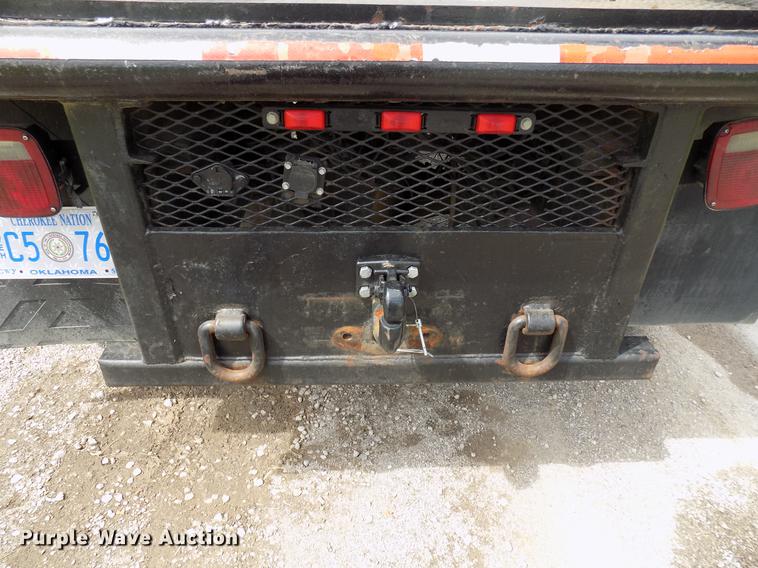 image for item FJ9285 2004 Freightliner FL70 flatbed truck