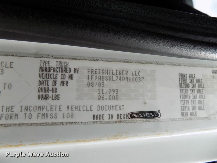 image for item FJ9285 2004 Freightliner FL70 flatbed truck