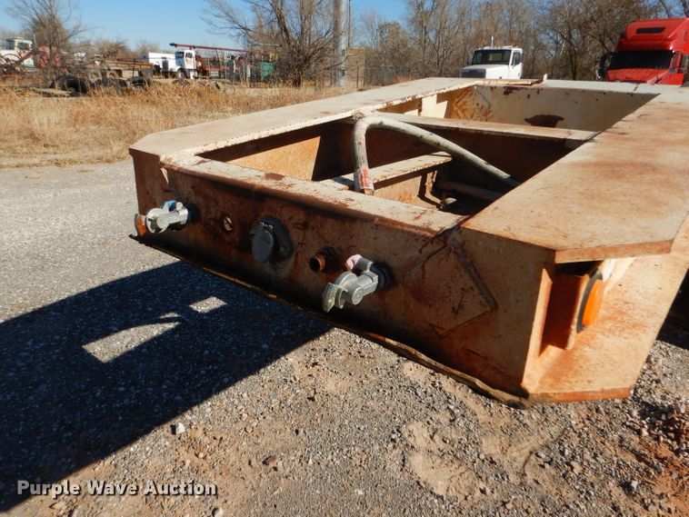 image for item FJ9892 1990 Trail King TK10 lowboy equipment trailer