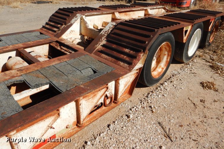 image for item FJ9892 1990 Trail King TK10 lowboy equipment trailer
