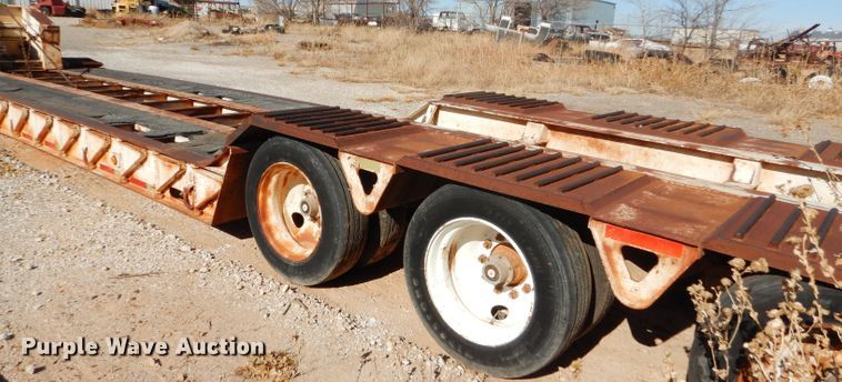 image for item FJ9892 1990 Trail King TK10 lowboy equipment trailer