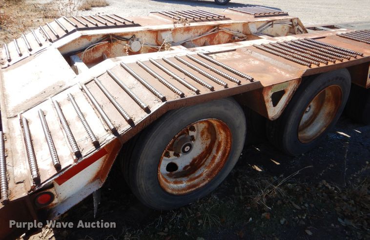 image for item FJ9892 1990 Trail King TK10 lowboy equipment trailer