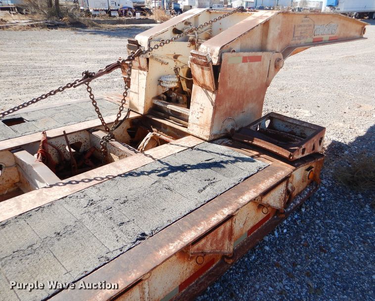 image for item FJ9892 1990 Trail King TK10 lowboy equipment trailer