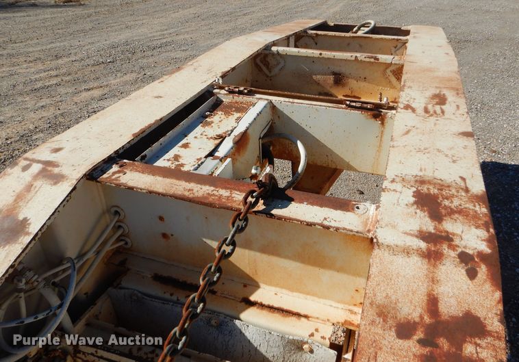 image for item FJ9892 1990 Trail King TK10 lowboy equipment trailer