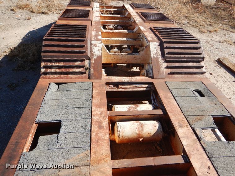 image for item FJ9892 1990 Trail King TK10 lowboy equipment trailer