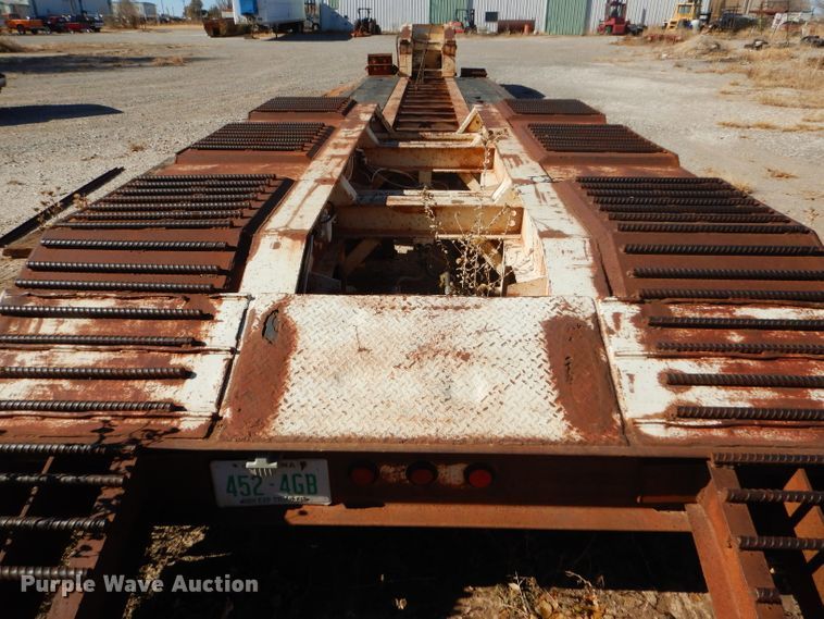 image for item FJ9892 1990 Trail King TK10 lowboy equipment trailer
