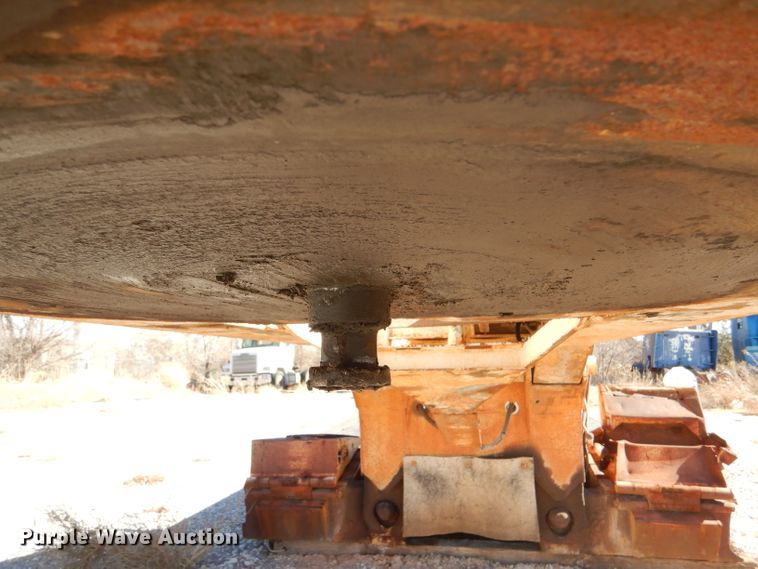 image for item FJ9892 1990 Trail King TK10 lowboy equipment trailer